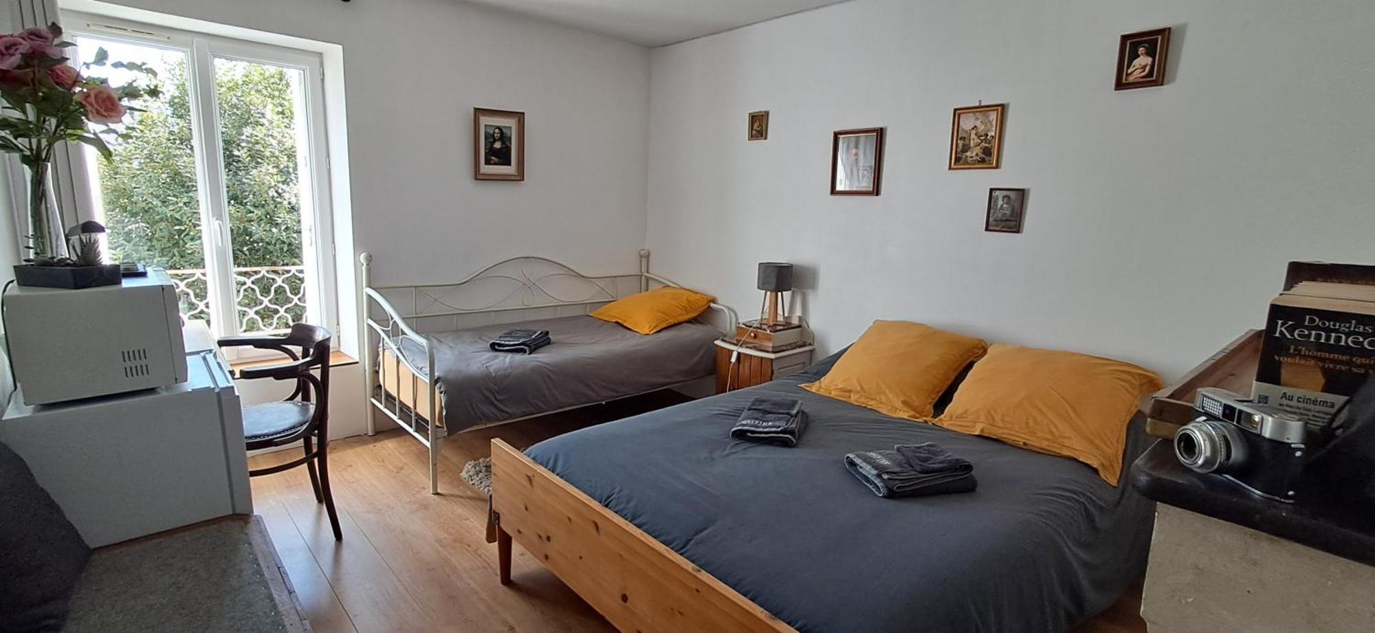 2 Chambres Dans Maison De Caractere La Possonniere Exterior photo